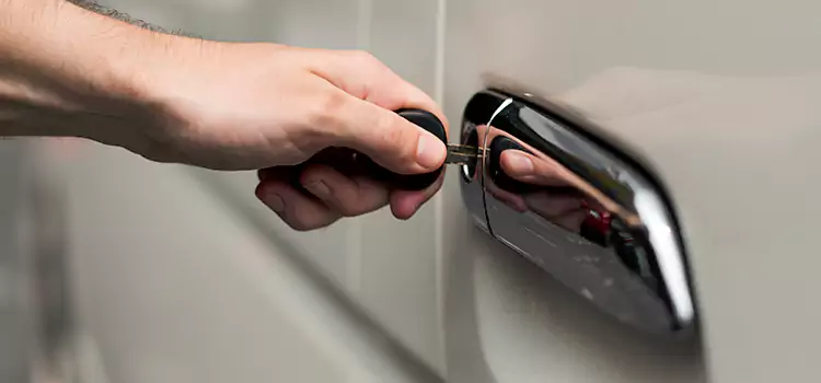 Why Choose Our Auto Locksmith Team in Bellevue, WA?