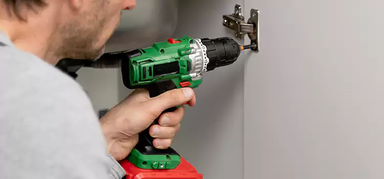 Commercial Door Hinge Repair Bellevue